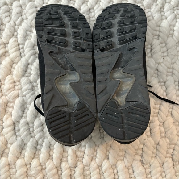 Black Nike Air Max Sneakers Size 9.5 - Picture 5 of 5
